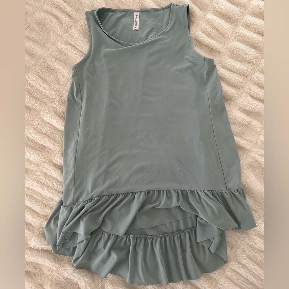 Ruffle tank top